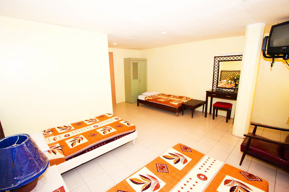 Bohol La Roca Hotel Totolan Exteriör bild