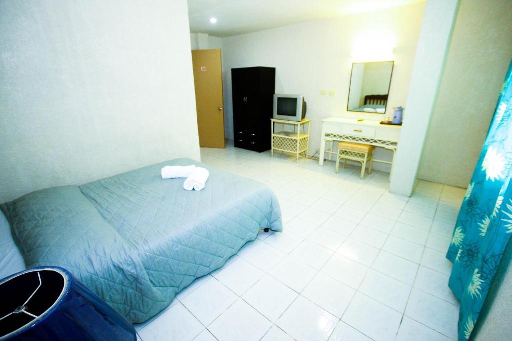 Bohol La Roca Hotel Totolan Rum bild