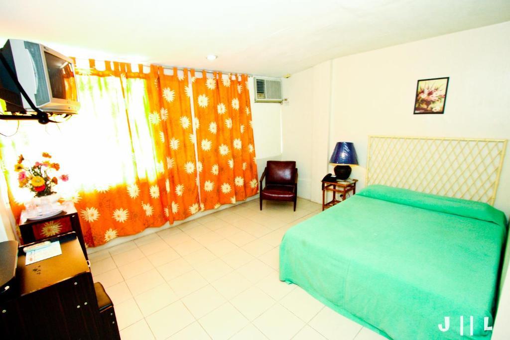 Bohol La Roca Hotel Totolan Rum bild