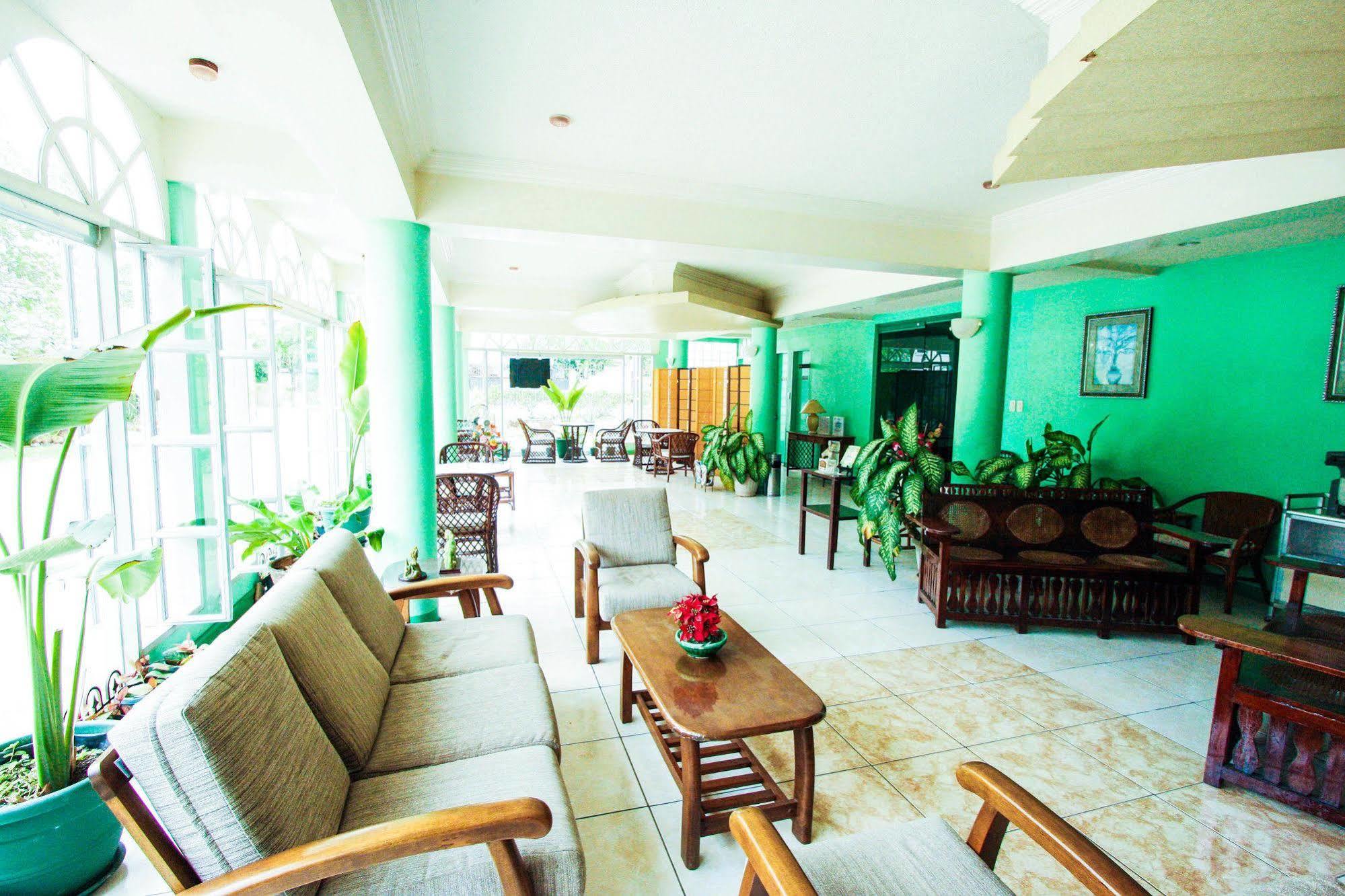 Bohol La Roca Hotel Totolan Exteriör bild