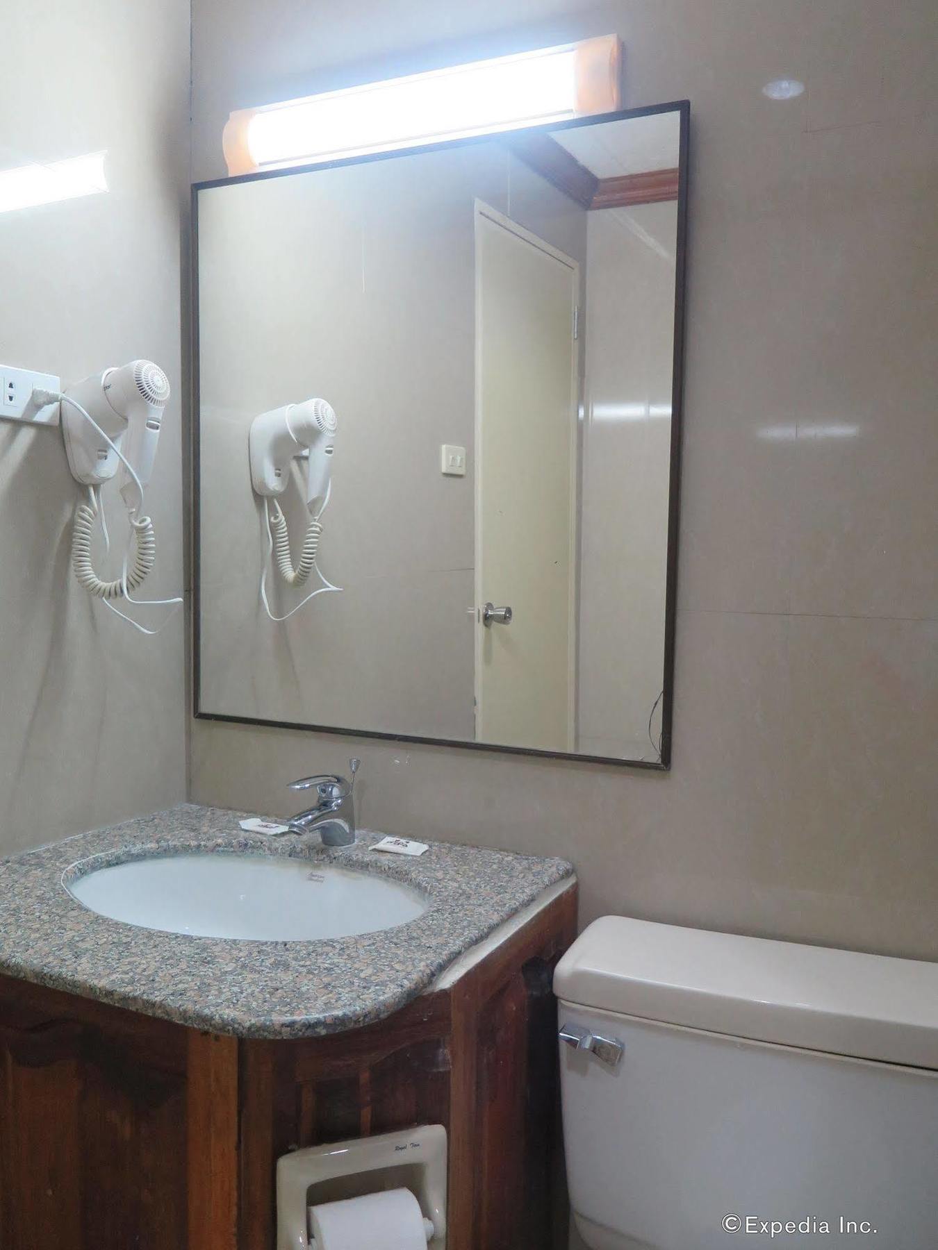 Bohol La Roca Hotel Totolan Exteriör bild