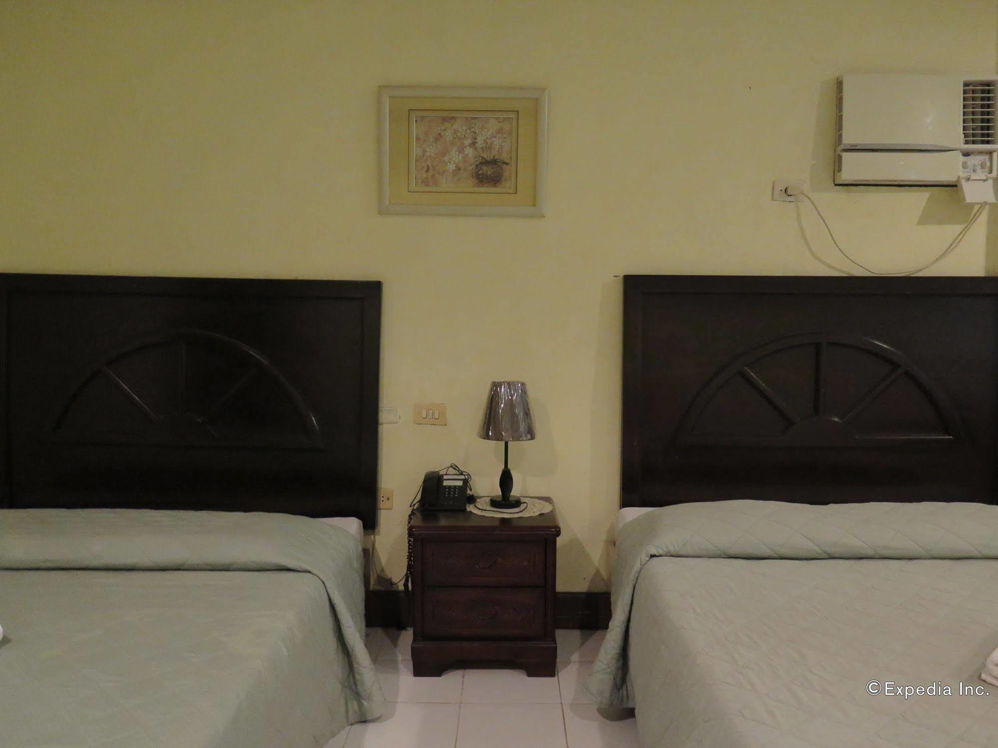 Bohol La Roca Hotel Totolan Exteriör bild