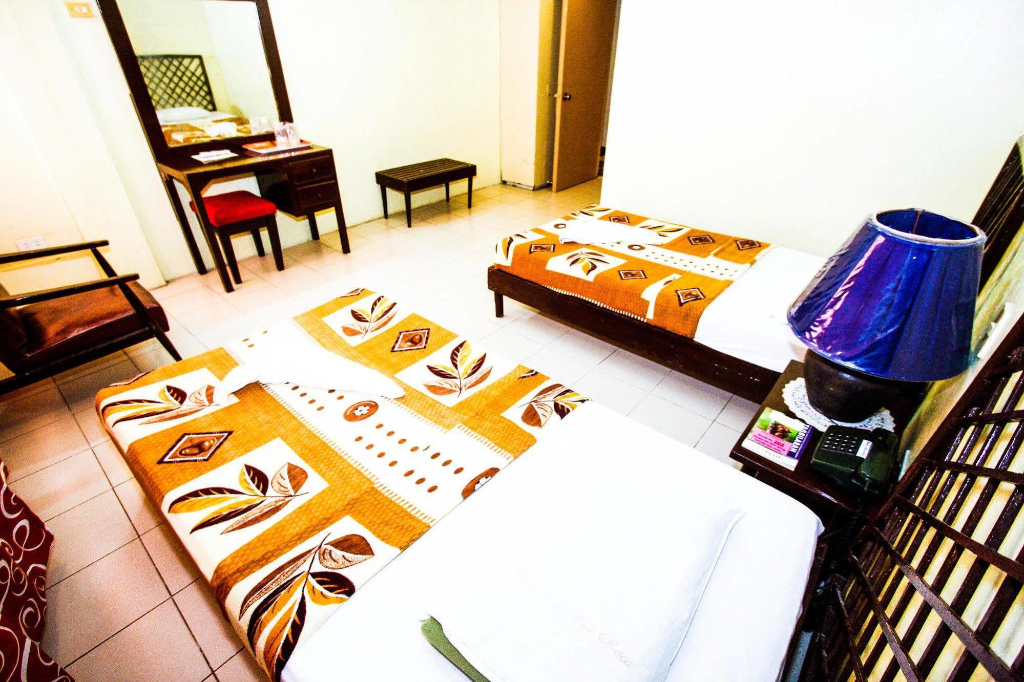 Bohol La Roca Hotel Totolan Exteriör bild
