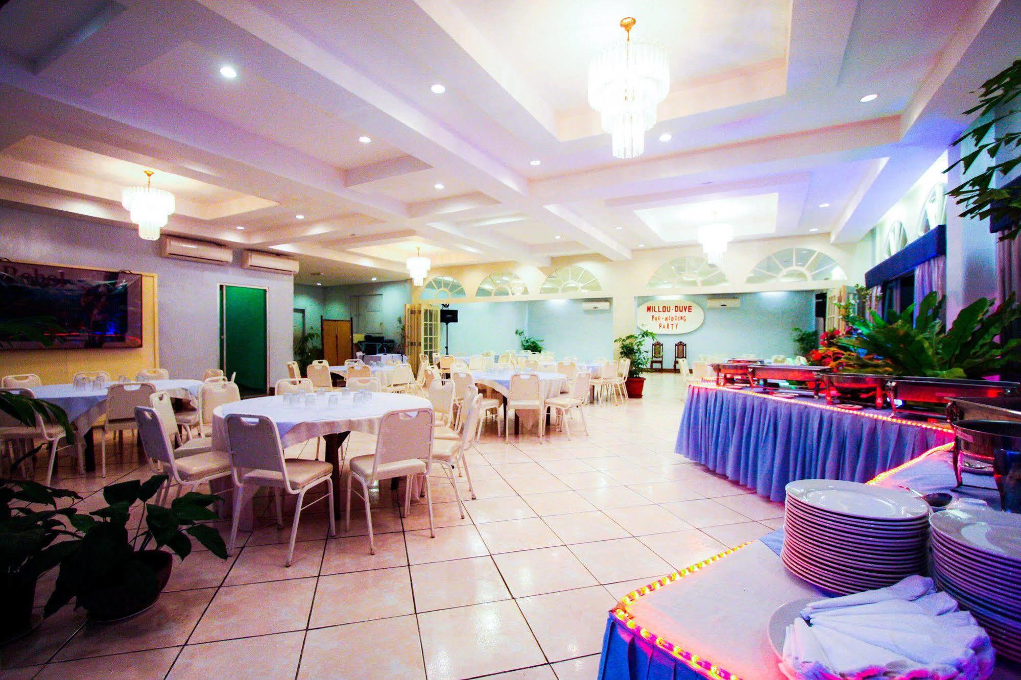 Bohol La Roca Hotel Totolan Exteriör bild