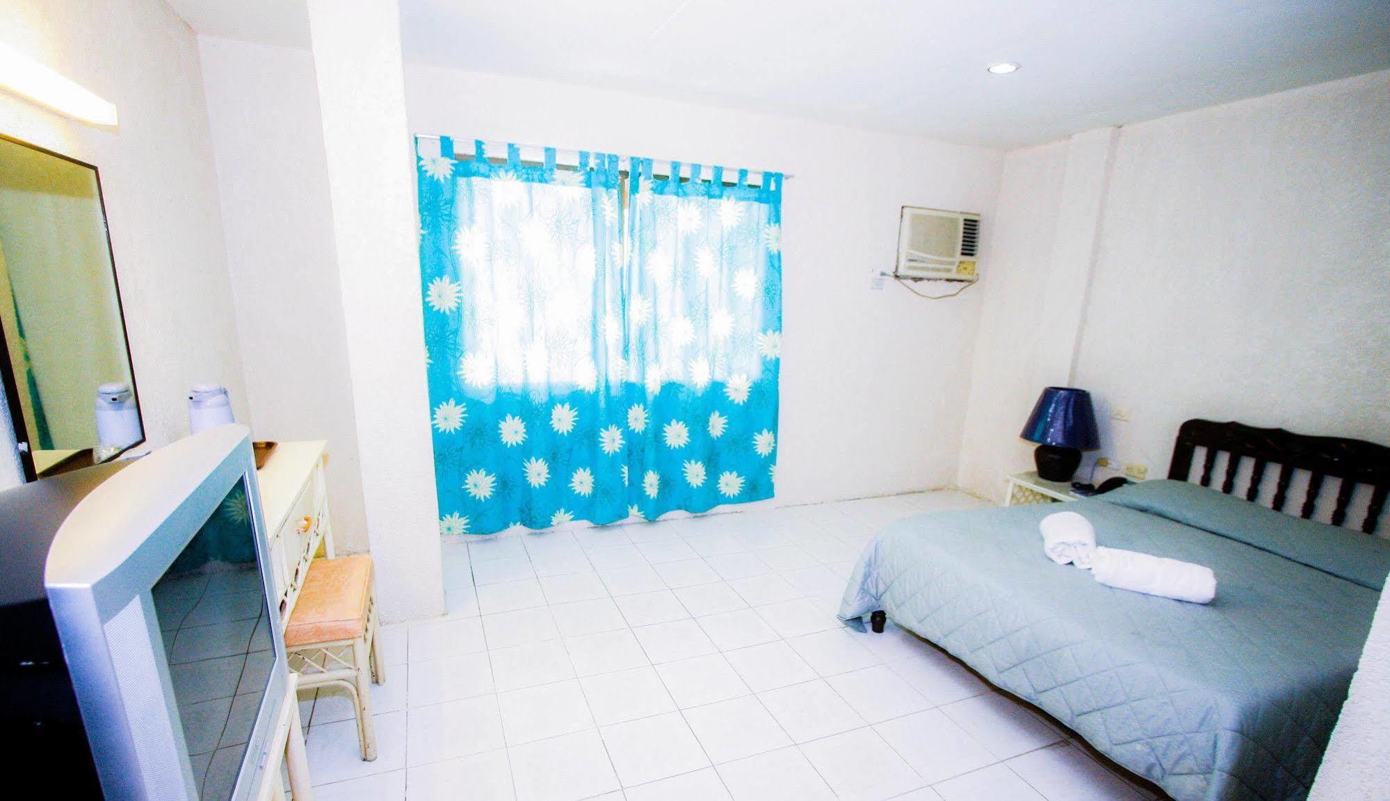 Bohol La Roca Hotel Totolan Exteriör bild